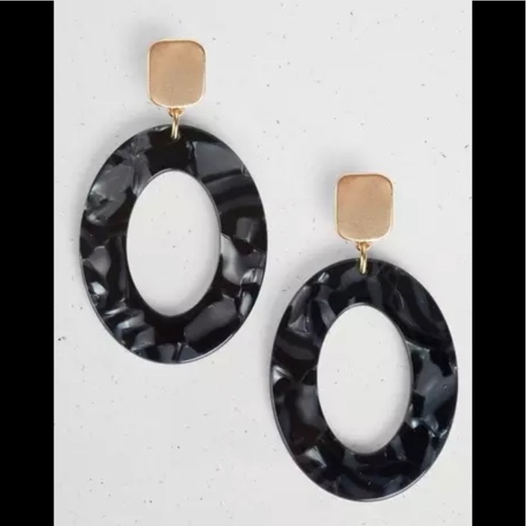 Lucky Brand Jewelry - Lucky Brand- Acetate Oval earrings